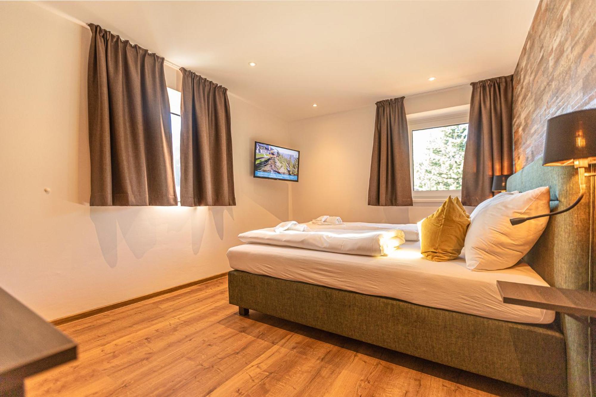 Tevini Boutique Suites By We Rent Zell am See Pokoj fotografie